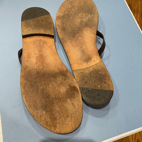 Miu Miu Camo Calzature Collection Sandals/Flip Flops! Great condition! - Picture 2 of 3